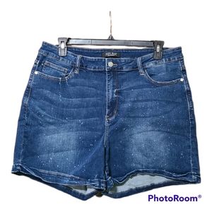 Judy Blue shorts. Cuffed with bleach splatter. Sz 20W